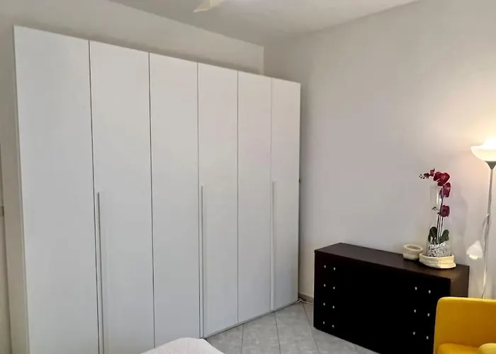 La Tana Del Diego アパート カザレッキオ・ディ・レーノ